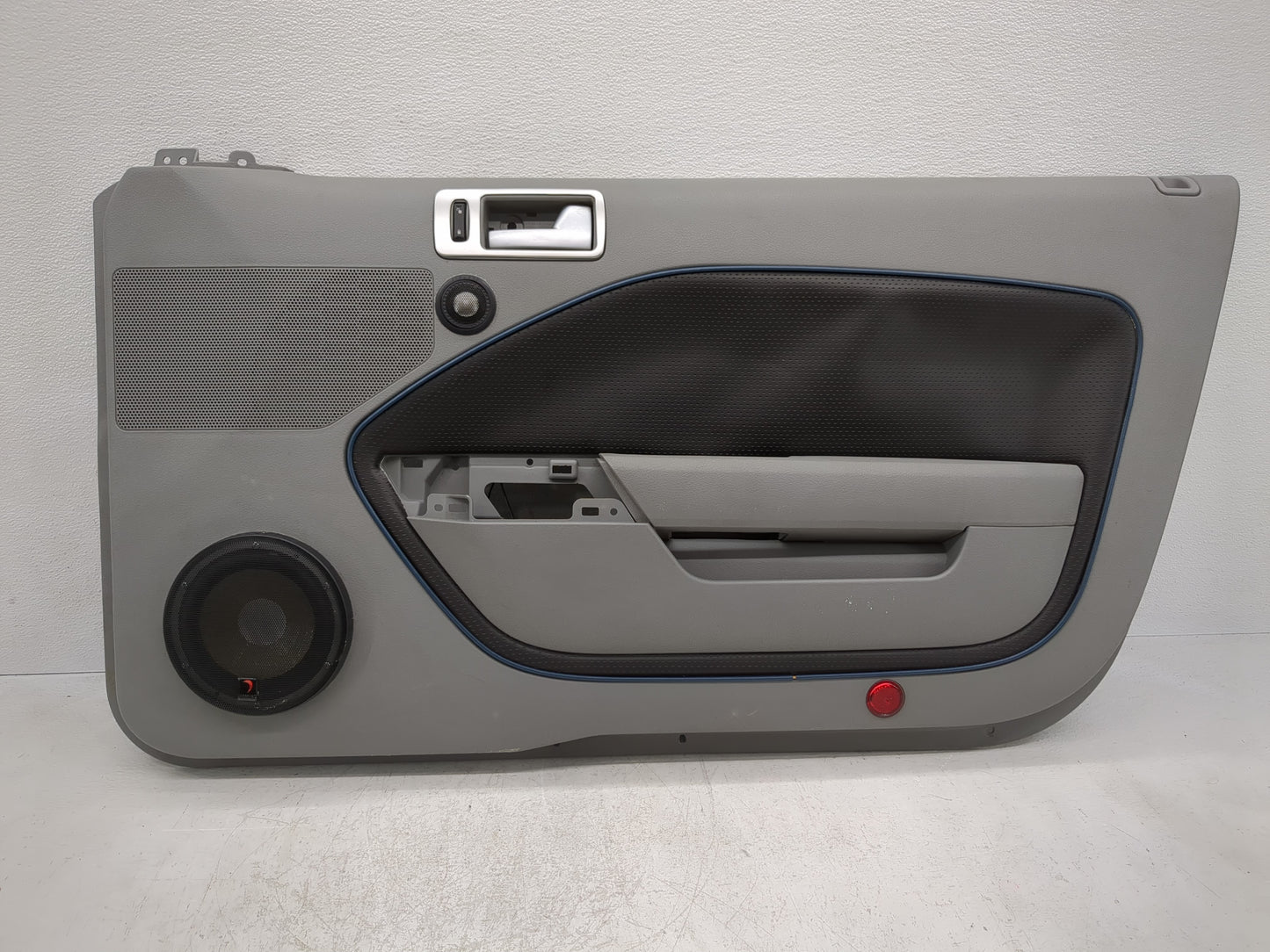 Ford Mustang Front Right Passenger Interior Door Panel Trim - Oemusedautoparts1.com