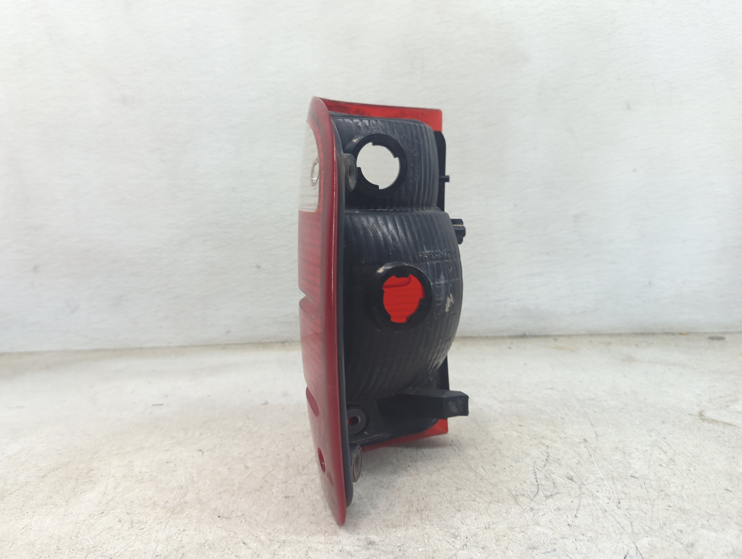 2001-2005 Ford Ranger Tail Light Assembly Passenger Right OEM Fits Fits 2001 2002 2003 2004 2005 OEM Used Auto Parts - Oemus