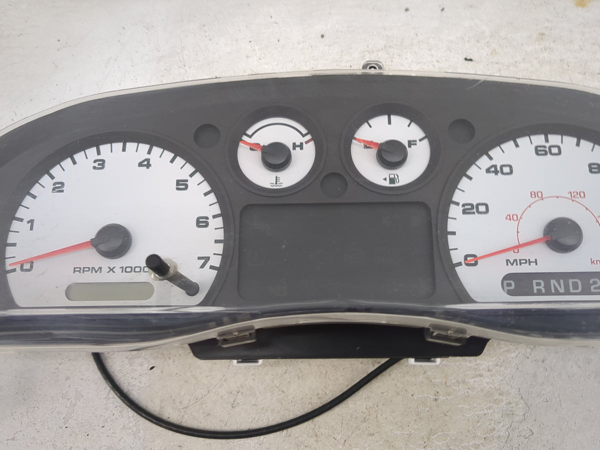 2005-2006 Ford Ranger Instrument Cluster Speedometer Gauges Miles:152K Fits Fits 2005 2006 OEM Used Auto Parts - Oemusedauto
