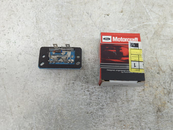 compare product Ford Standard 1416117