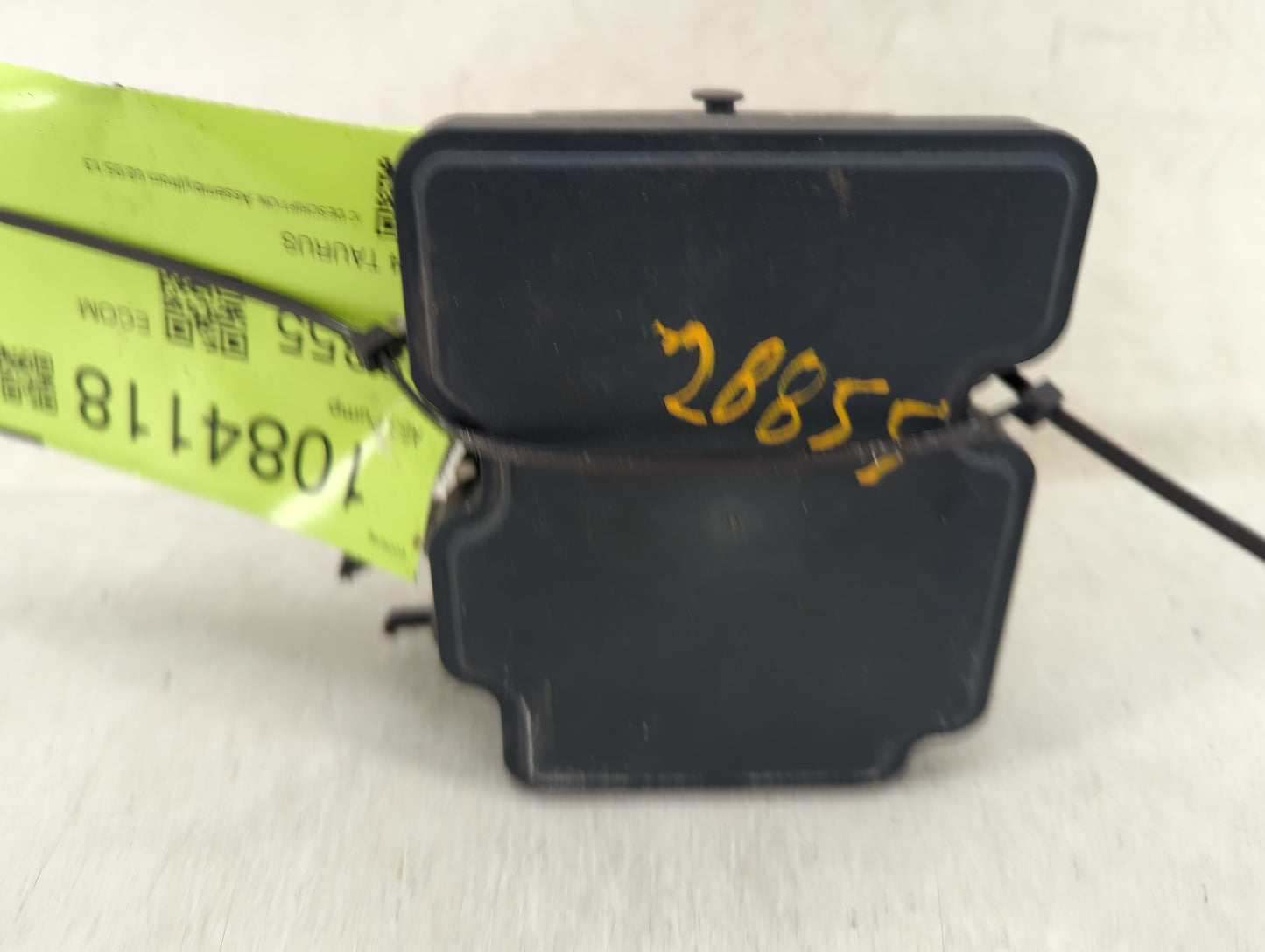 2014-2019 Ford Taurus ABS Pump Control Module Replacement Fits Fits 2014 2015 2016 2017 2018 2019 OEM Used Auto Parts - Oemu