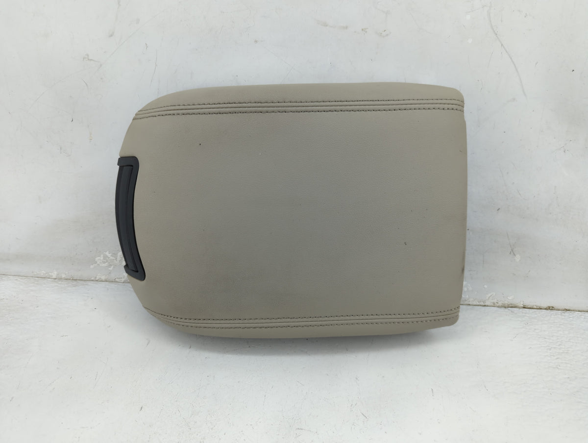 2010-2012 Ford Taurus Center Console Armrest Cover Lid Fits Fits 2010 2011 2012 OEM Used Auto Parts - Oemusedautoparts1.com