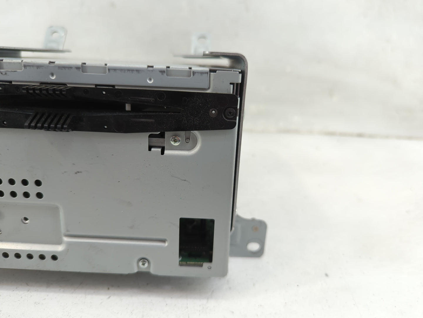 2011-2012 Ford Taurus Radio AM FM Cd Player Receiver Replacement Fits Fits 2011 2012 OEM Used Auto Parts - Oemusedautoparts1