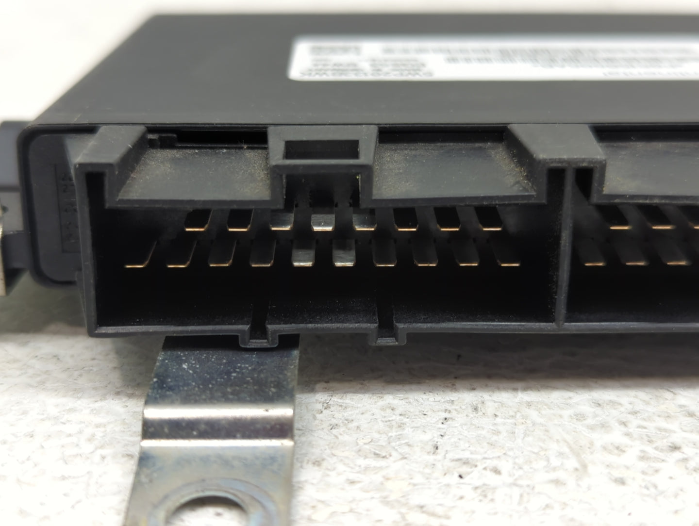 2010-2011 Ford Taurus Temperature Control Module 1141556 - Oemusedautoparts1.com