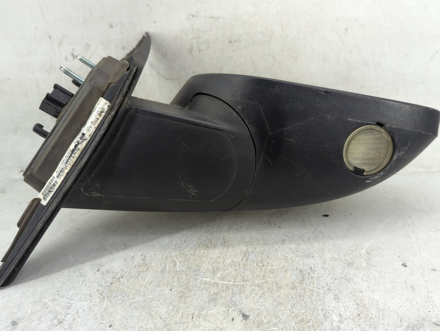 2010-2019 Ford Taurus Passenger Side View Mirror - Right Door Mirror OEM Used - Oemusedautoparts1.com