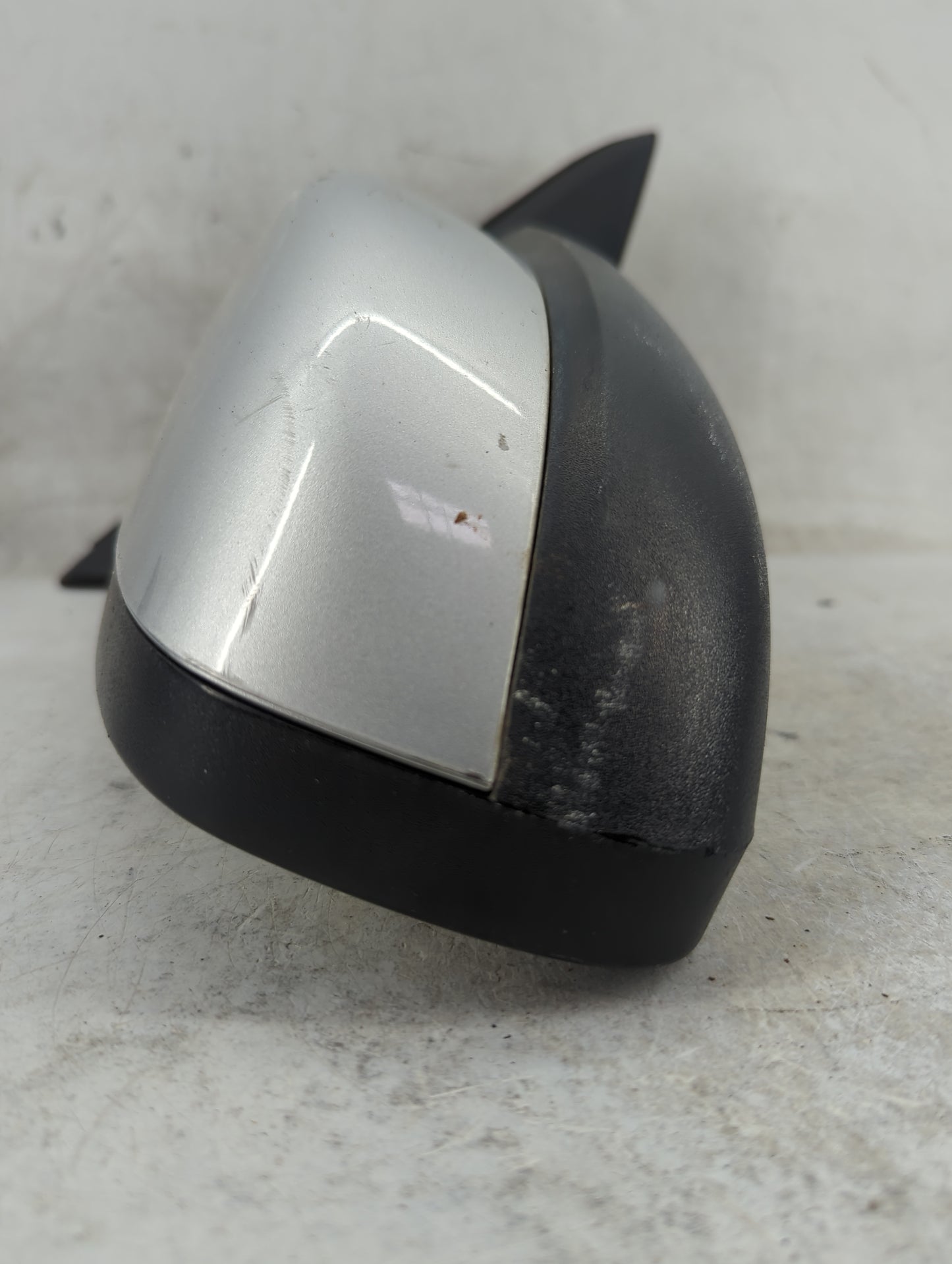 2010-2019 Ford Taurus Passenger Side View Mirror - Right Door Mirror OEM Used - Oemusedautoparts1.com