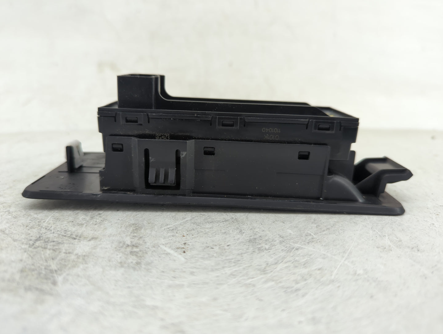 2010-2012 Ford Taurus Master Power Window Switch Replacement Driver Side Left Fits OEM Used Auto Parts - Oemusedautoparts1.c