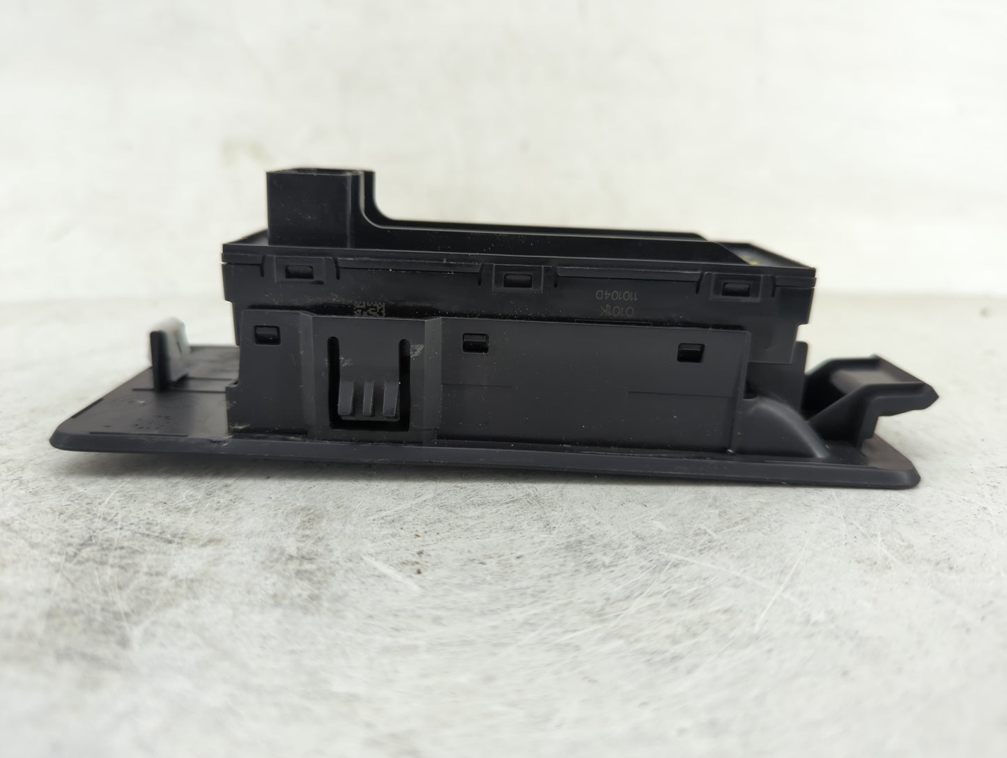 2010-2012 Ford Taurus Master Power Window Switch Replacement Driver Side Left Fits OEM Used Auto Parts - Oemusedautoparts1.c