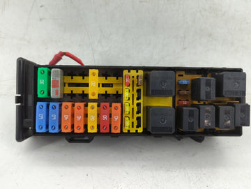 2002-2004 Ford Taurus Fusebox Fuse Box Panel Relay Module Fits Fits 2002 2003 2004 OEM Used Auto Parts - Oemusedautoparts1.c