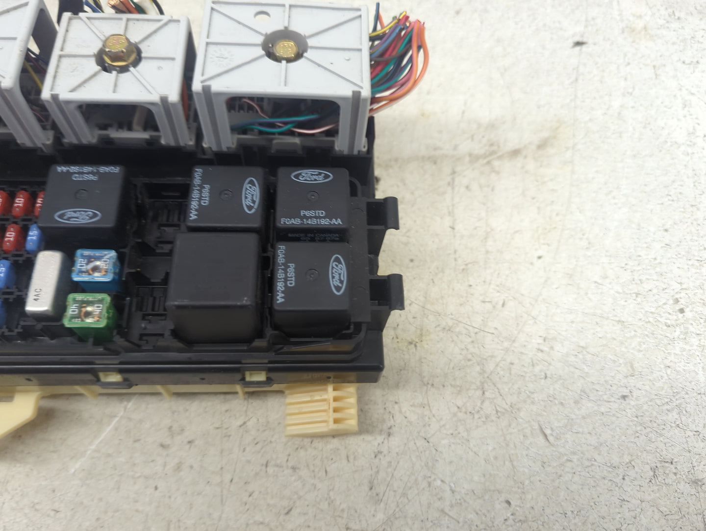 2002-2004 Ford Taurus Fusebox Fuse Box Panel Relay Module Fits Fits 2002 2003 2004 OEM Used Auto Parts - Oemusedautoparts1.c