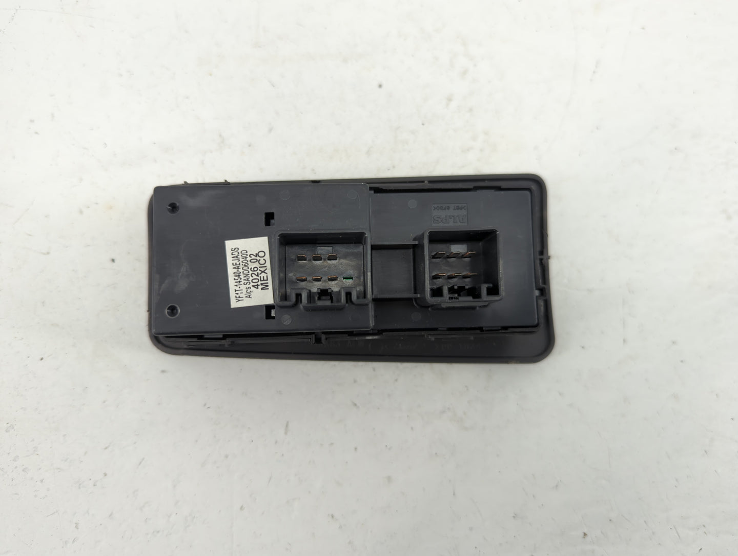 2000-2007 Ford Taurus Master Power Window Switch Replacement Driver Side Left Fits Fits 2000 2001 2002 2003 2004 2005 2006 2