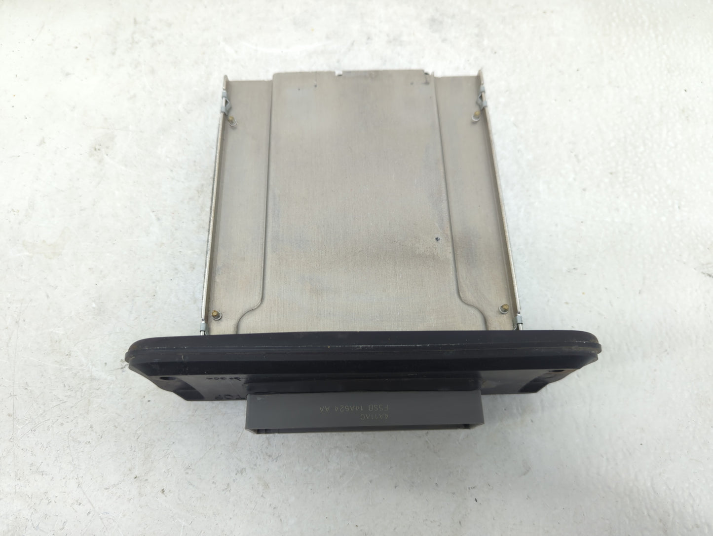 2004 Ford Taurus PCM Engine Control Computer ECU ECM PCU OEM P/N:PCM-D186 HBO-424 4B13 4F1A-12A650-UE, 6EXC424D15-AJ Fits OE