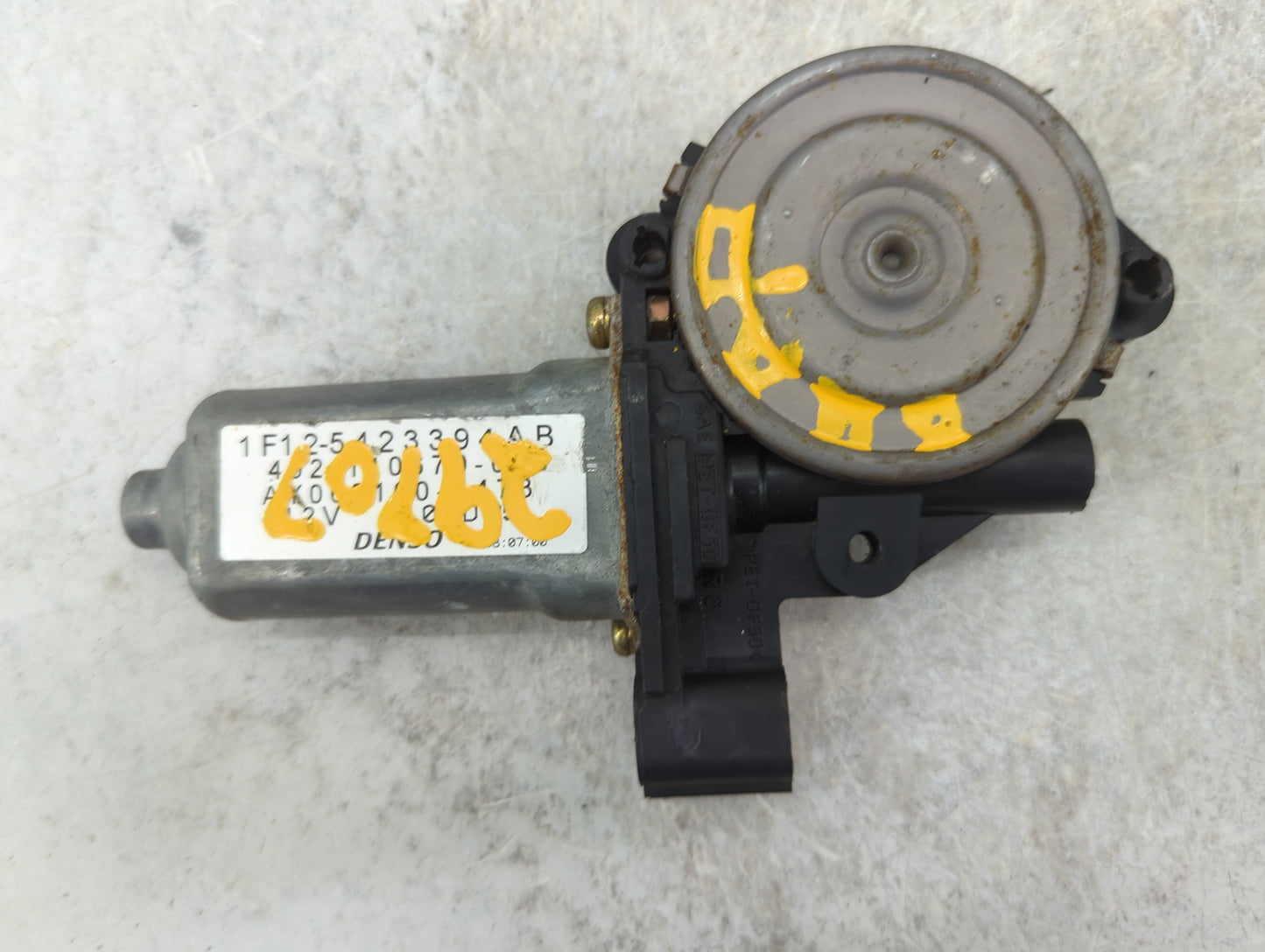 1998-2007 Ford Taurus Driver Front Left Power Window Motor 1304061 - Oemusedautoparts1.com