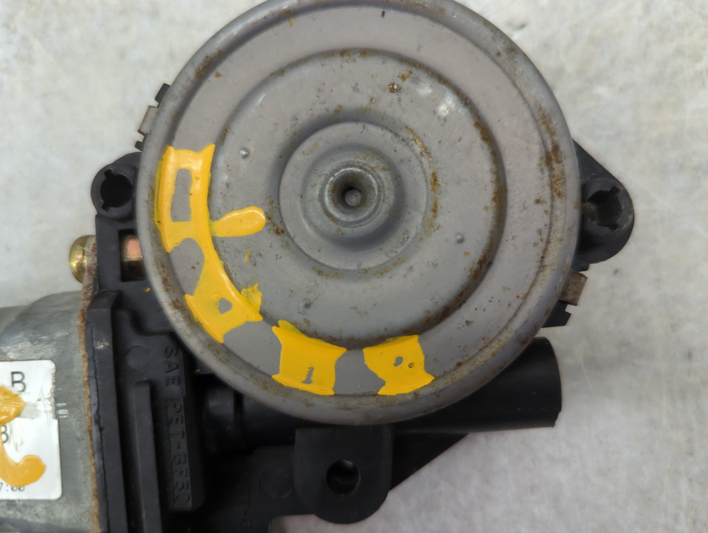 1998-2007 Ford Taurus Driver Front Left Power Window Motor 1304061 - Oemusedautoparts1.com