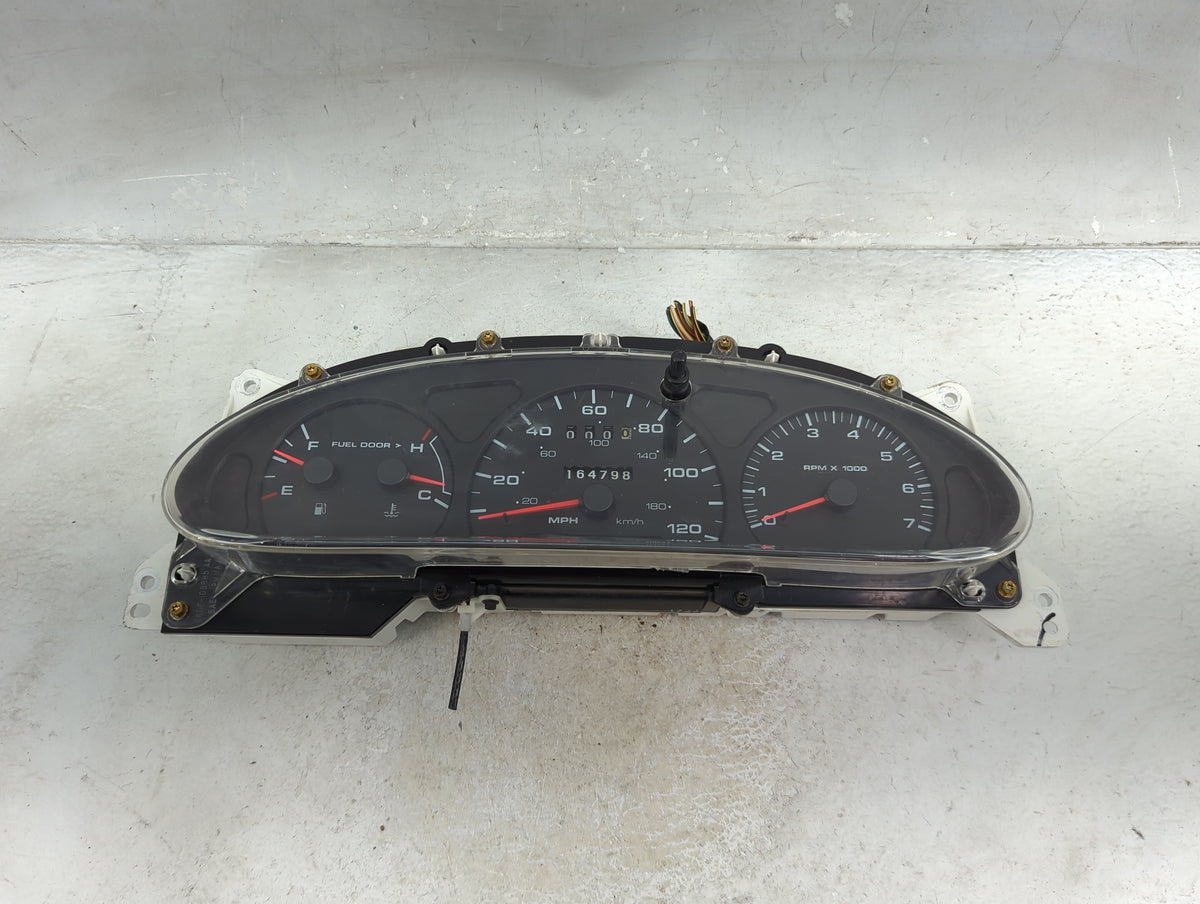 2001-2003 Ford Taurus Instrument Cluster Speedometer Gauges Miles:165K Fits Fits 2001 2002 2003 OEM Used Auto Parts - Oemuse
