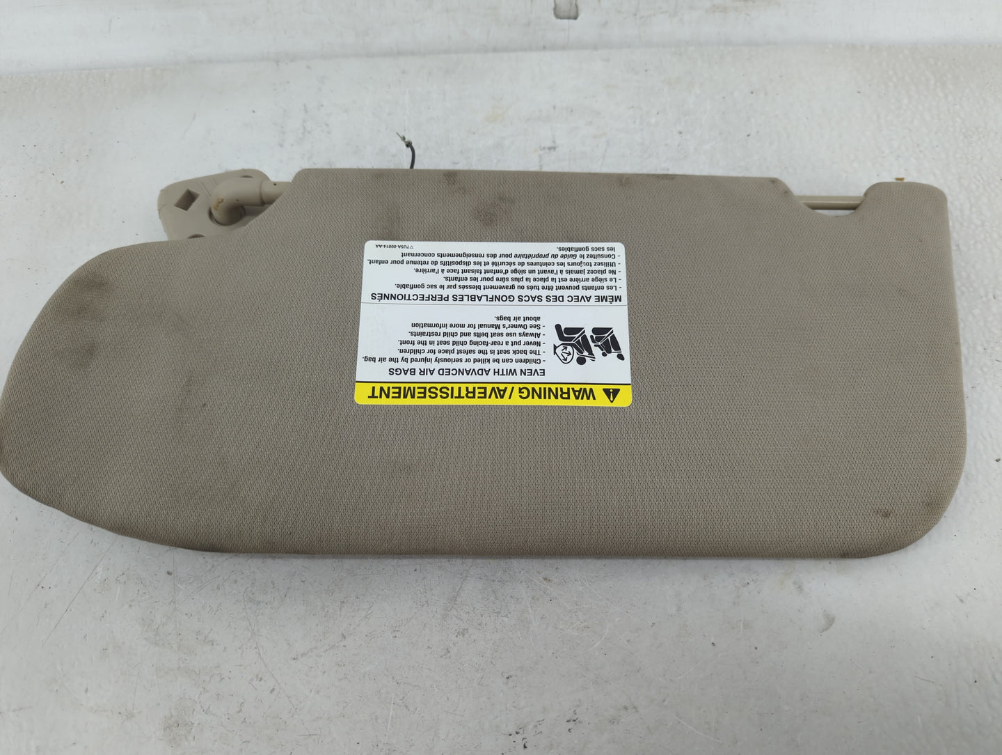 2013-2019 Ford Taurus Sun Visor Shade Replacement Driver Left Mirror Fits Fits 2010 2011 2012 2013 2014 2015 2016 2017 2018 