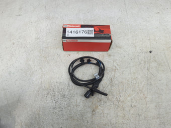 compare product Ford Taurus 1416176