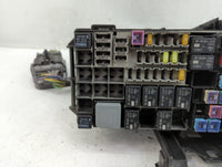 2017-2019 Ford Taurus Fusebox Fuse Box Panel Relay Module Fits Fits 2017 2018 2019 OEM Used Auto Parts - Oemusedautoparts1.c