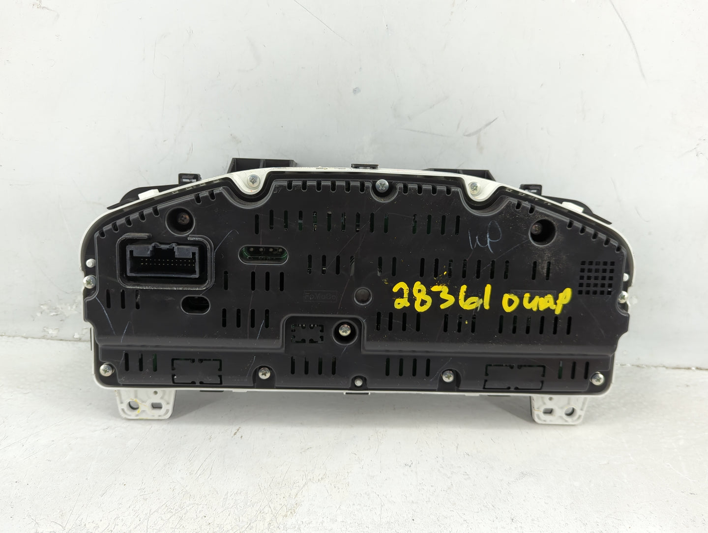 2017-2019 Ford Taurus Instrument Cluster Speedometer Gauges Fits Fits 2017 2018 2019 OEM Used Auto Parts - Oemusedautoparts1