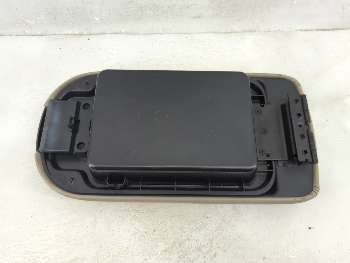 2008-2009 Ford Taurus Center Console Armrest Cover Lid Fits Fits 2008 2009 OEM Used Auto Parts - Oemusedautoparts1.com