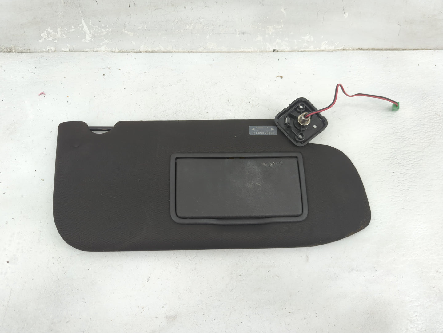 2013-2019 Ford Taurus Sun Visor Shade Replacement Passenger Right Mirror Fits OEM Used Auto Parts - Oemusedautoparts1.com