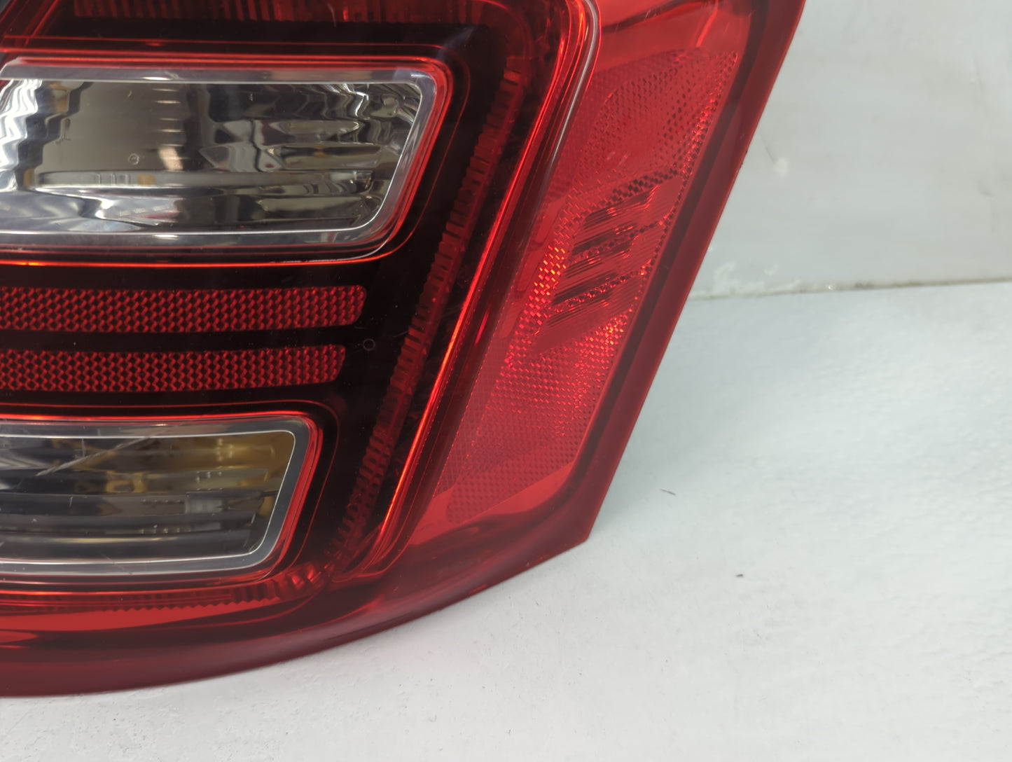 2013-2019 Ford Taurus Tail Light Assembly Passenger Right OEM Fits Fits 2013 2014 2015 2016 2017 2018 2019 OEM Used Auto Par