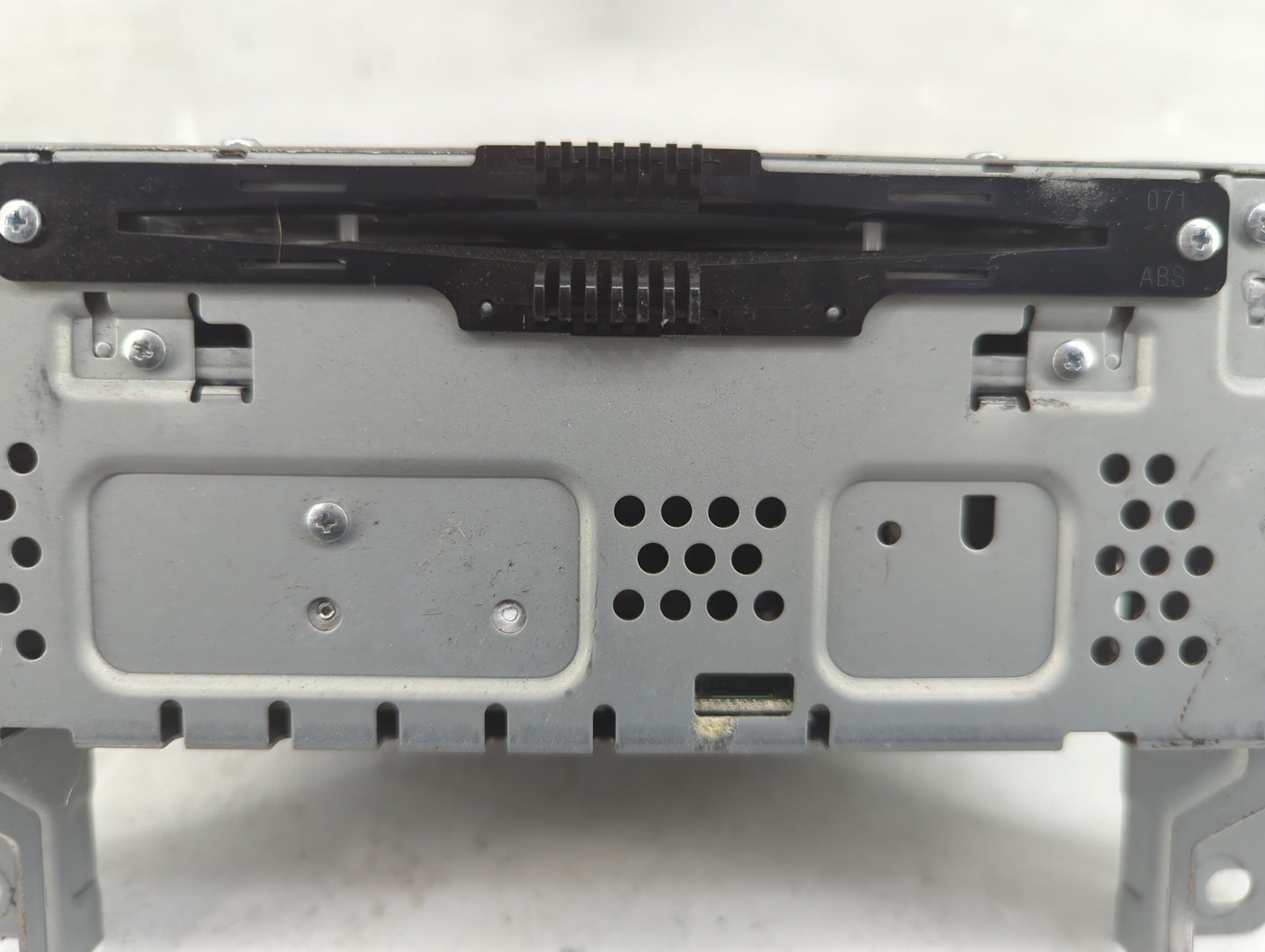 2013-2014 Ford Taurus Radio AM FM Cd Player Receiver Replacement Fits Fits 2013 2014 OEM Used Auto Parts - Oemusedautoparts1