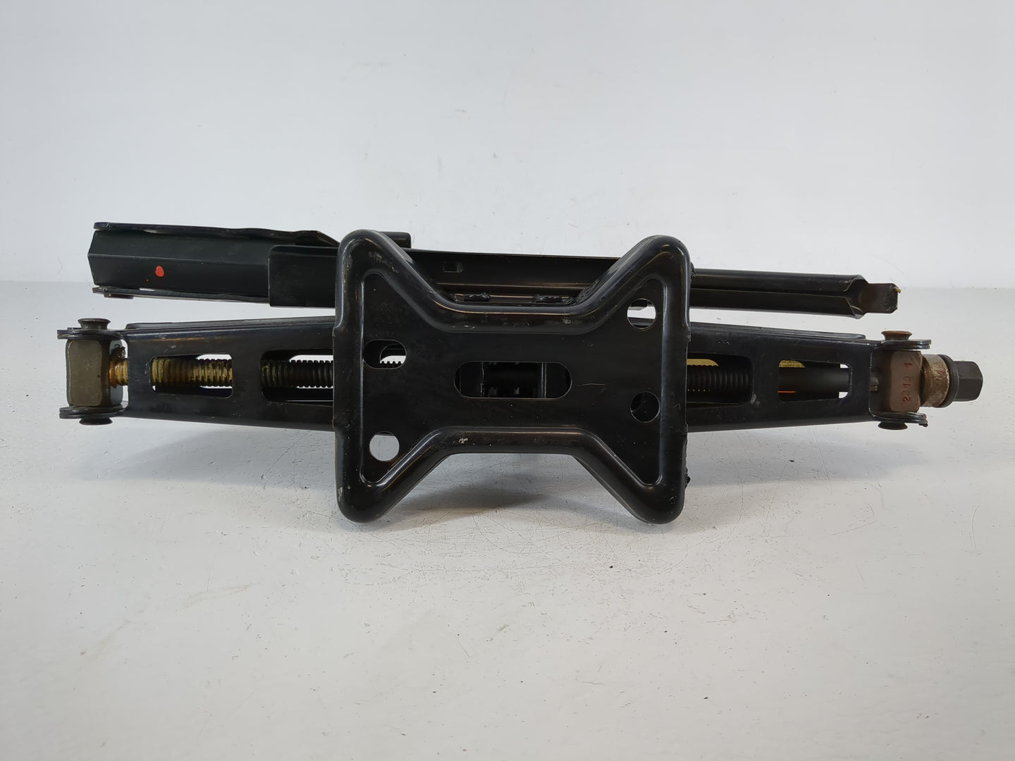 Ford Windstar Spare Scissor Car Jack 1107513 - Oemusedautoparts1.com