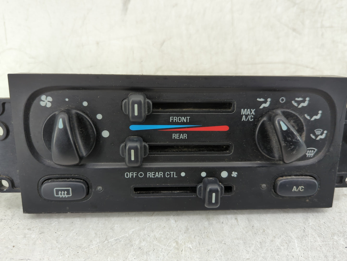 1999-2003 Ford Windstar Climate Control Module Temperature AC/Heater Replacement Fits Fits 1999 2000 2001 2002 2003 OEM Used