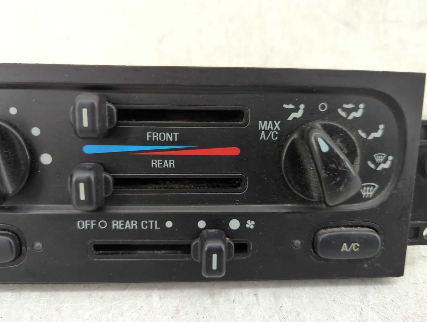 1999-2003 Ford Windstar Climate Control Module Temperature AC/Heater Replacement Fits Fits 1999 2000 2001 2002 2003 OEM Used