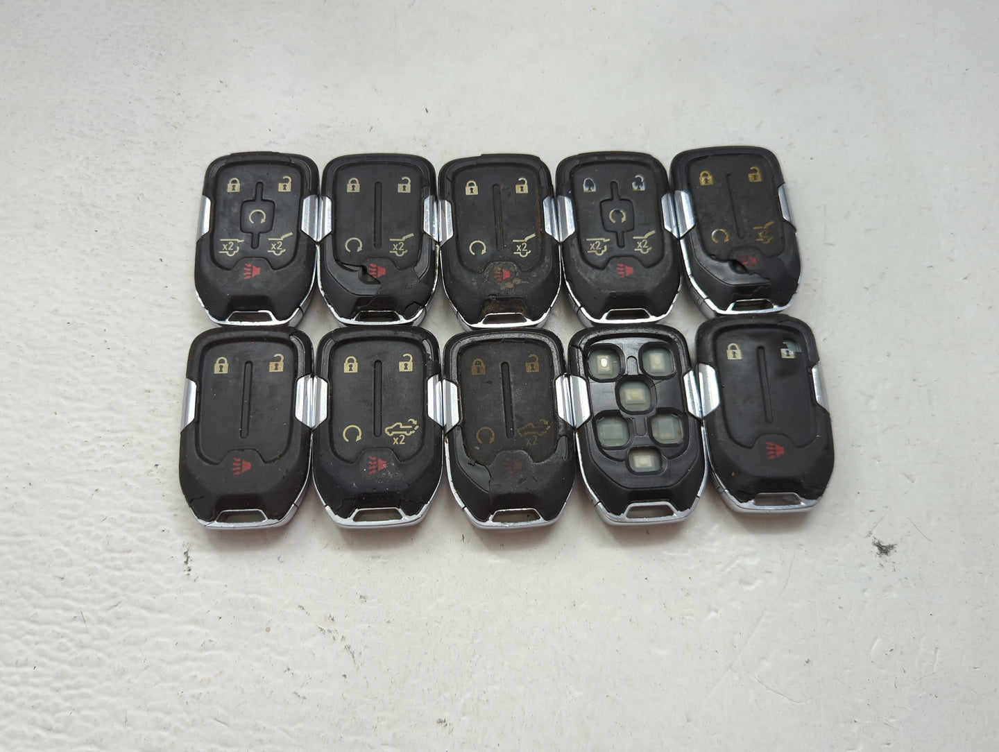 Lot of 10 Gmc Keyless Entry Remote Fob MIXED FCC IDS MIXED PART NUMBERS 1476162 - Oemusedautoparts1.com