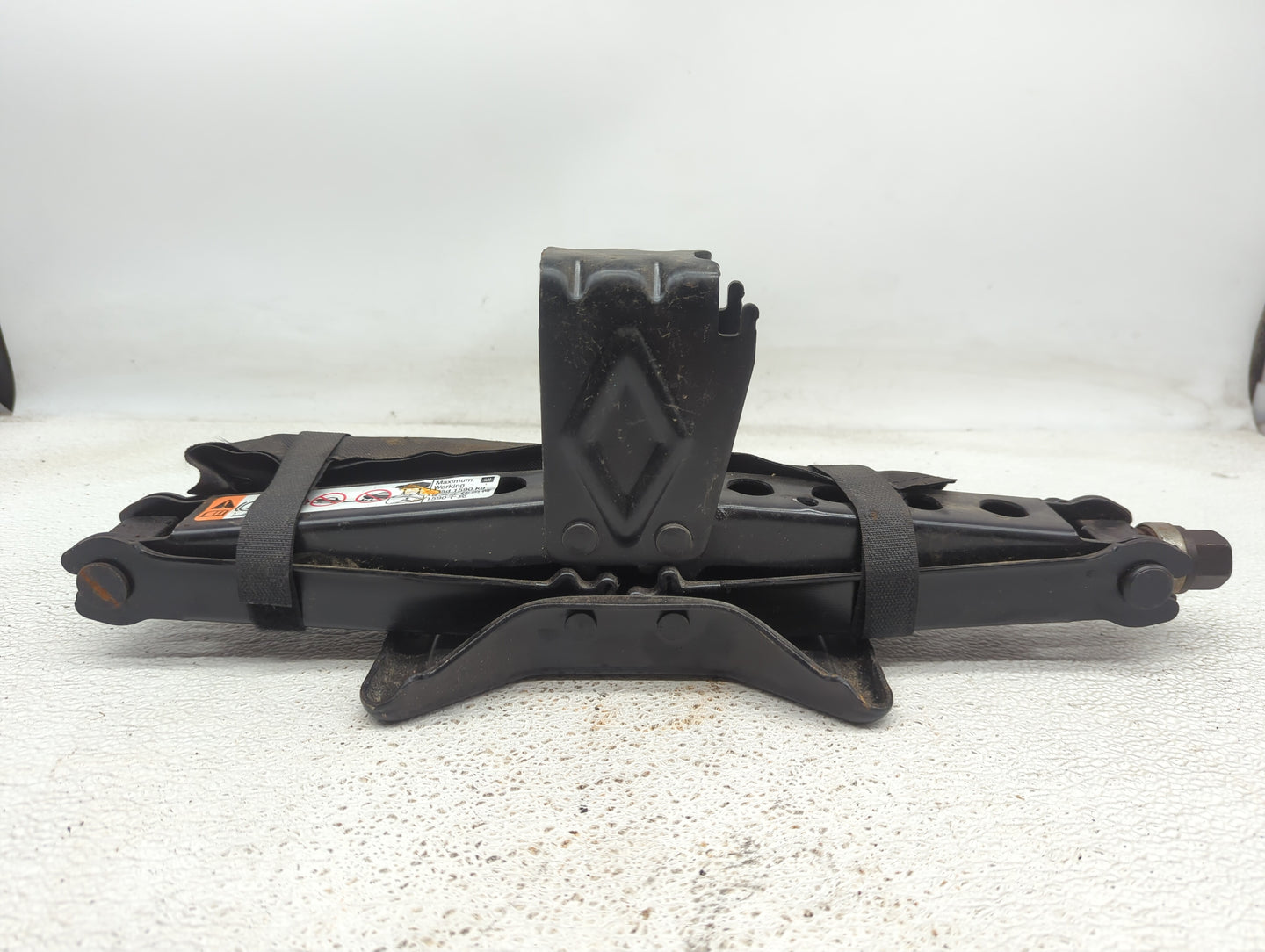 2016 Gmc Acadia Spare Scissor Car Jack 1086095 - Oemusedautoparts1.com