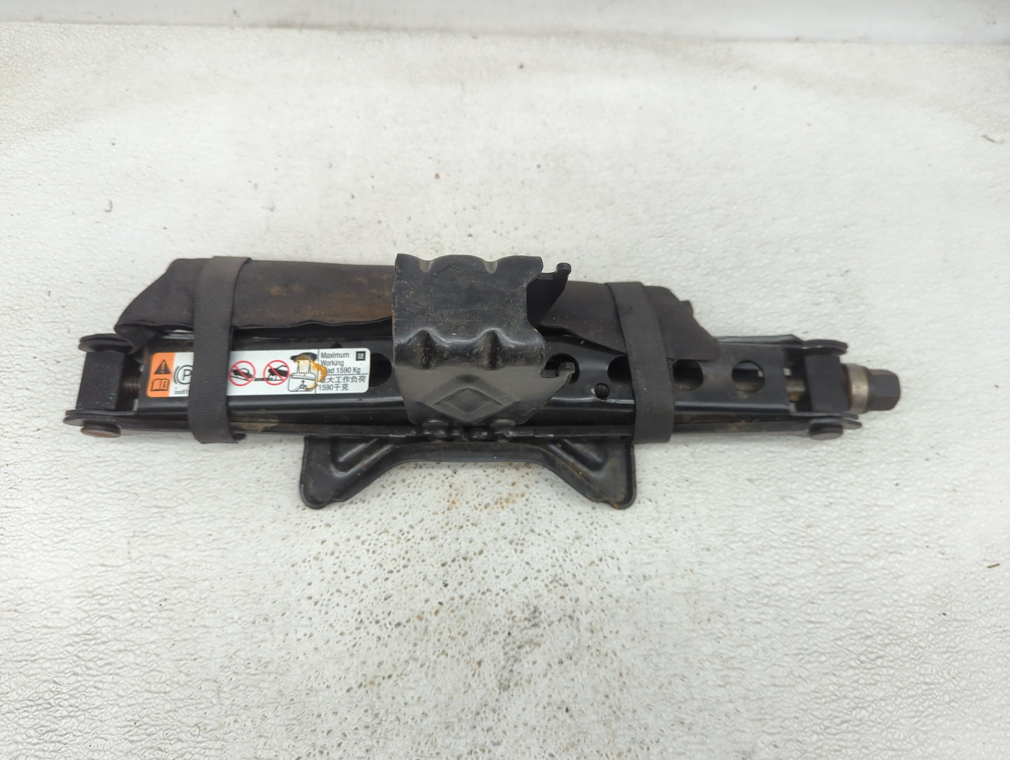 2016 Gmc Acadia Spare Scissor Car Jack 1086095 - Oemusedautoparts1.com