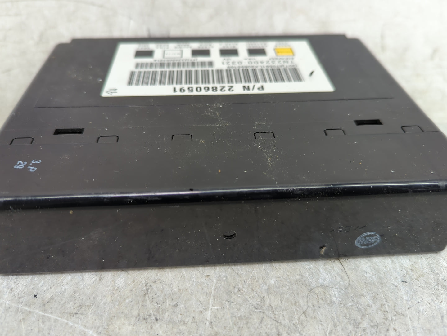 2007-2012 Gmc Acadia Body Control Module Bcm Inner Cabin Fuse Box - Oemusedautoparts1.com