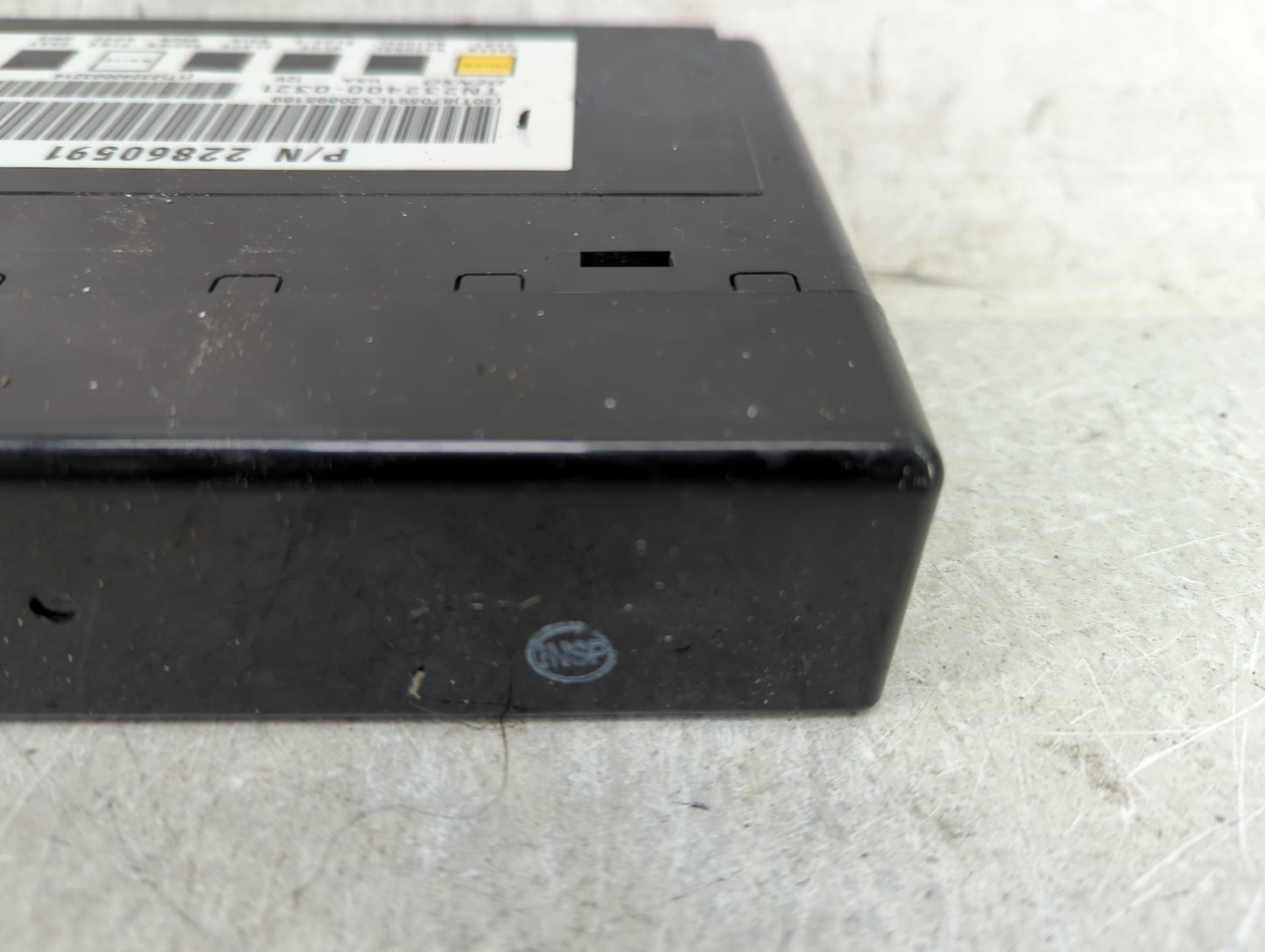 2007-2012 Gmc Acadia Body Control Module Bcm Inner Cabin Fuse Box - Oemusedautoparts1.com