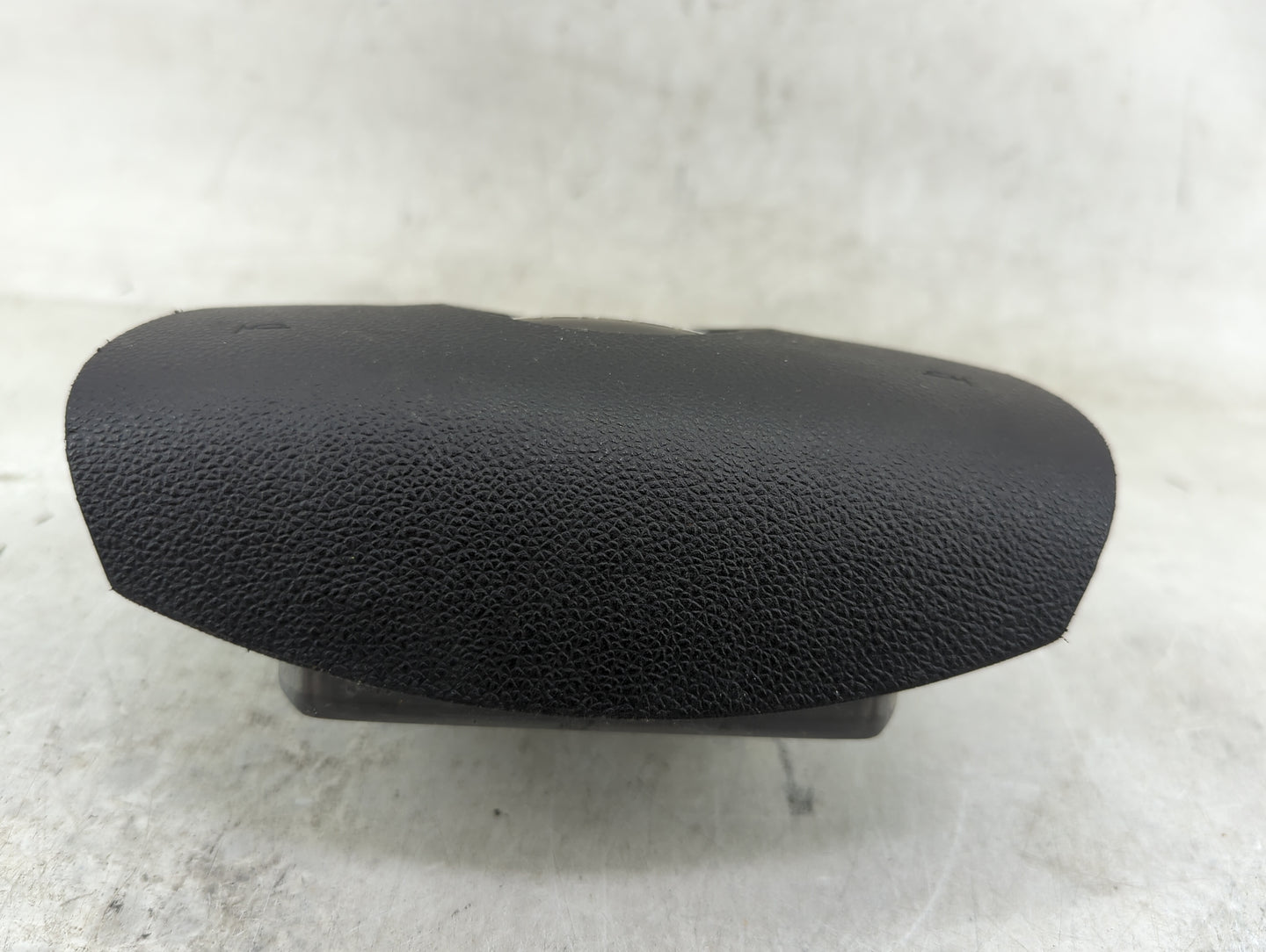 2011-2012 Gmc Acadia Air Bag Driver Left Steering Wheel Mounted - Oemusedautoparts1.com