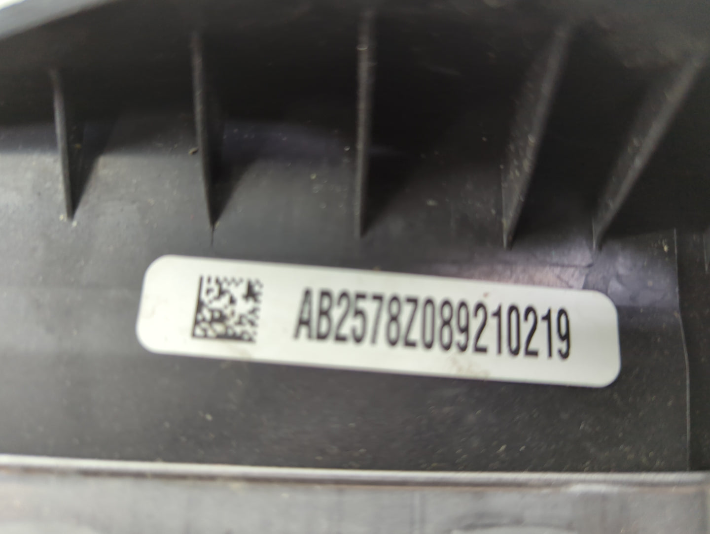 2011-2012 Gmc Acadia Air Bag Driver Left Steering Wheel Mounted - Oemusedautoparts1.com