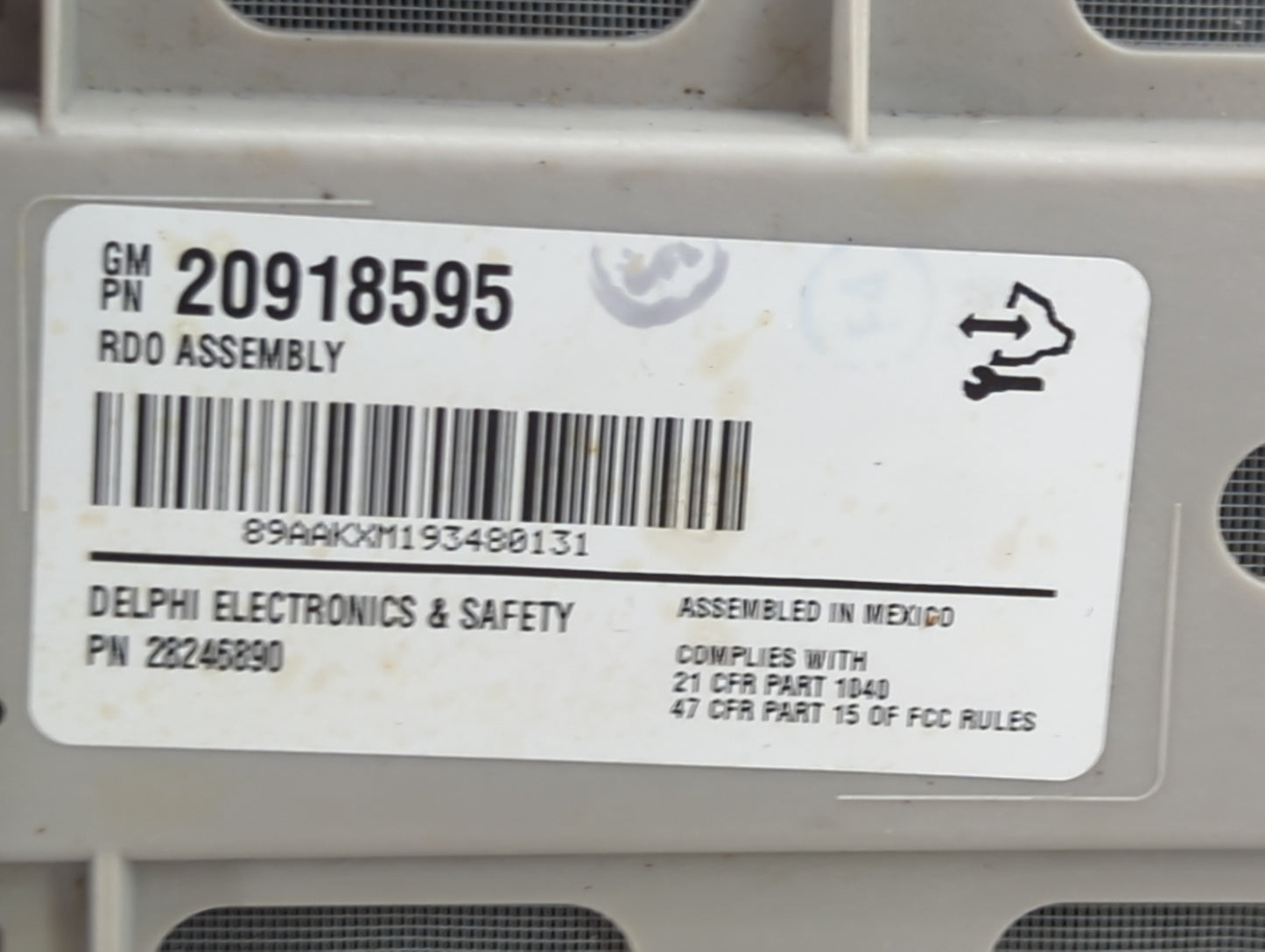 2010 Gmc Acadia Radio AM FM Cd Player Receiver Replacement Fits OEM Used Auto Parts - Oemusedautoparts1.com