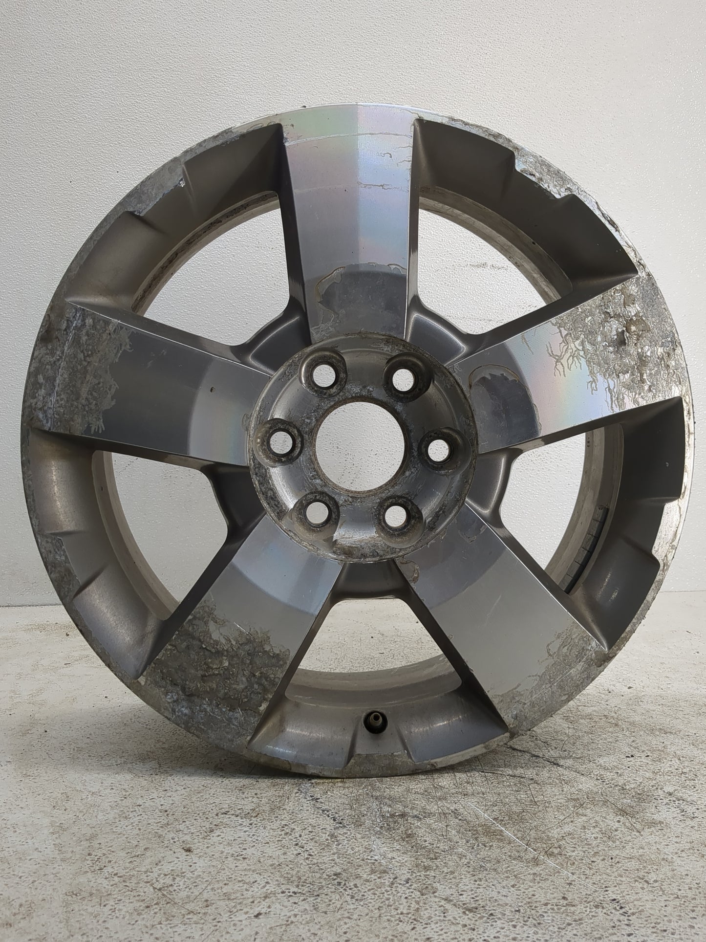 2009-2012 Gmc Acadia Oem Wheel Rim 1169009 - Oemusedautoparts1.com