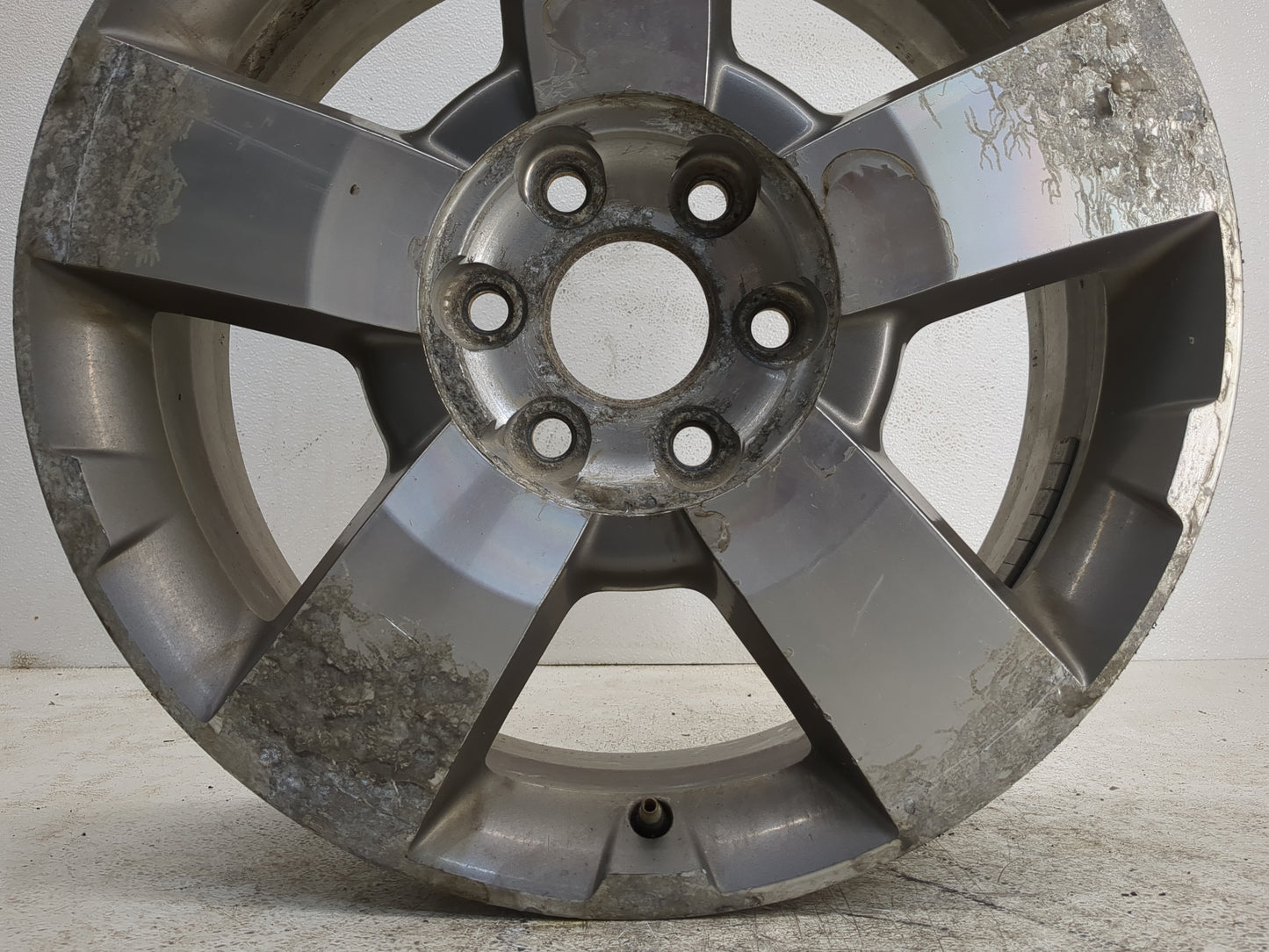2009-2012 Gmc Acadia Oem Wheel Rim 1169009 - Oemusedautoparts1.com