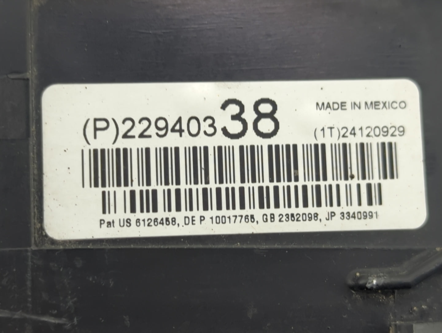 2012 Gmc Acadia Fusebox Fuse Box Panel Relay Module Fits OEM Used Auto Parts - Oemusedautoparts1.com