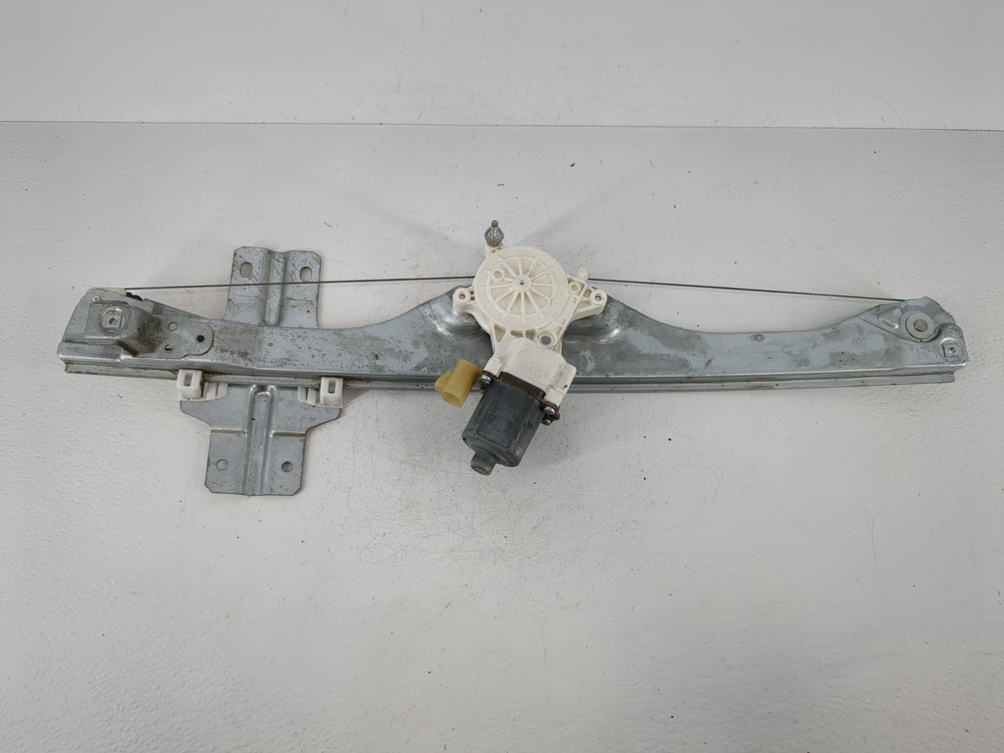 2007-2012 Gmc Acadia Driver Rear Left Power Window Motor - Oemusedautoparts1.com