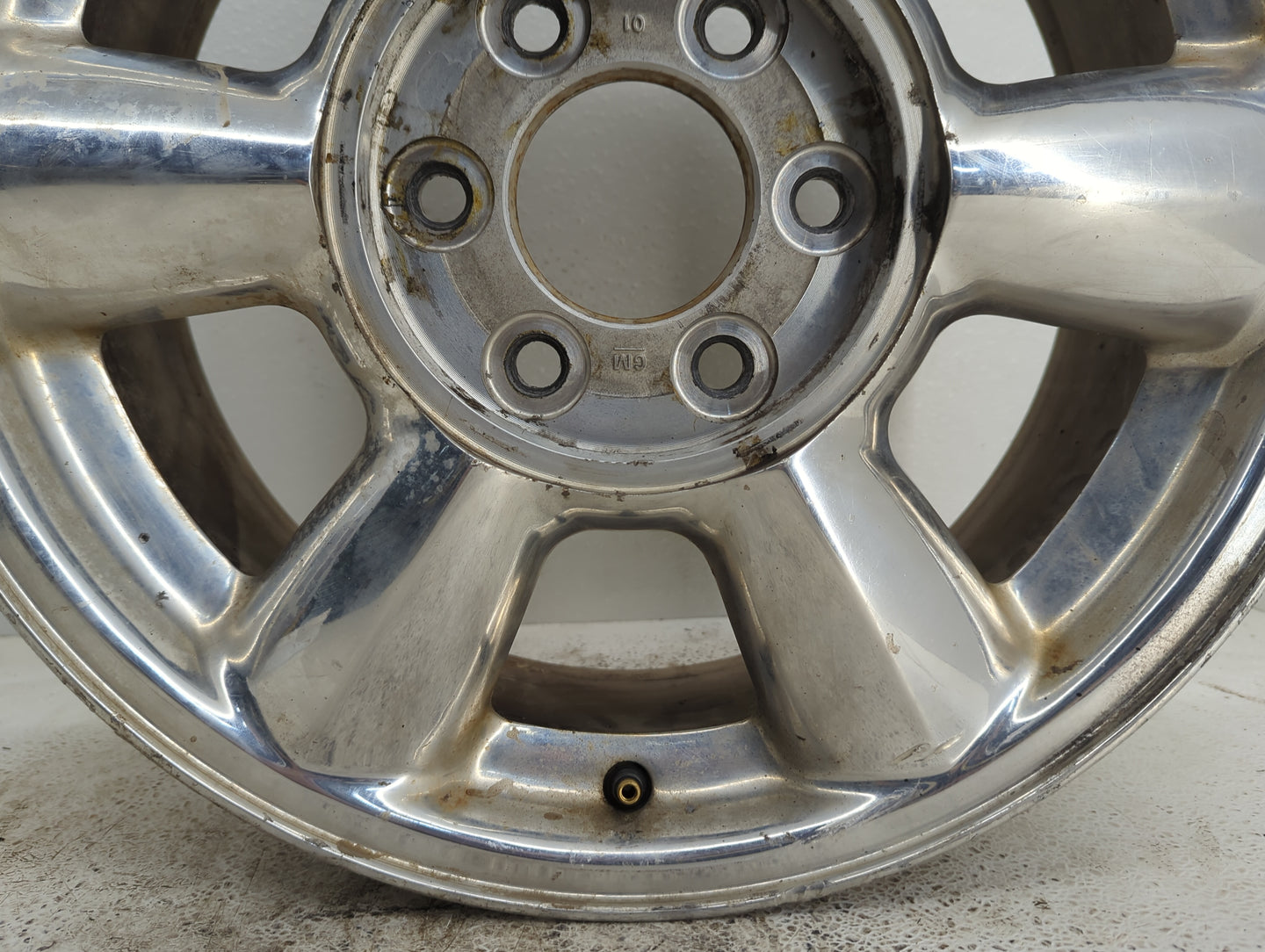 2002-2007 Gmc Envoy Oem Wheel Rim - Oemusedautoparts1.com