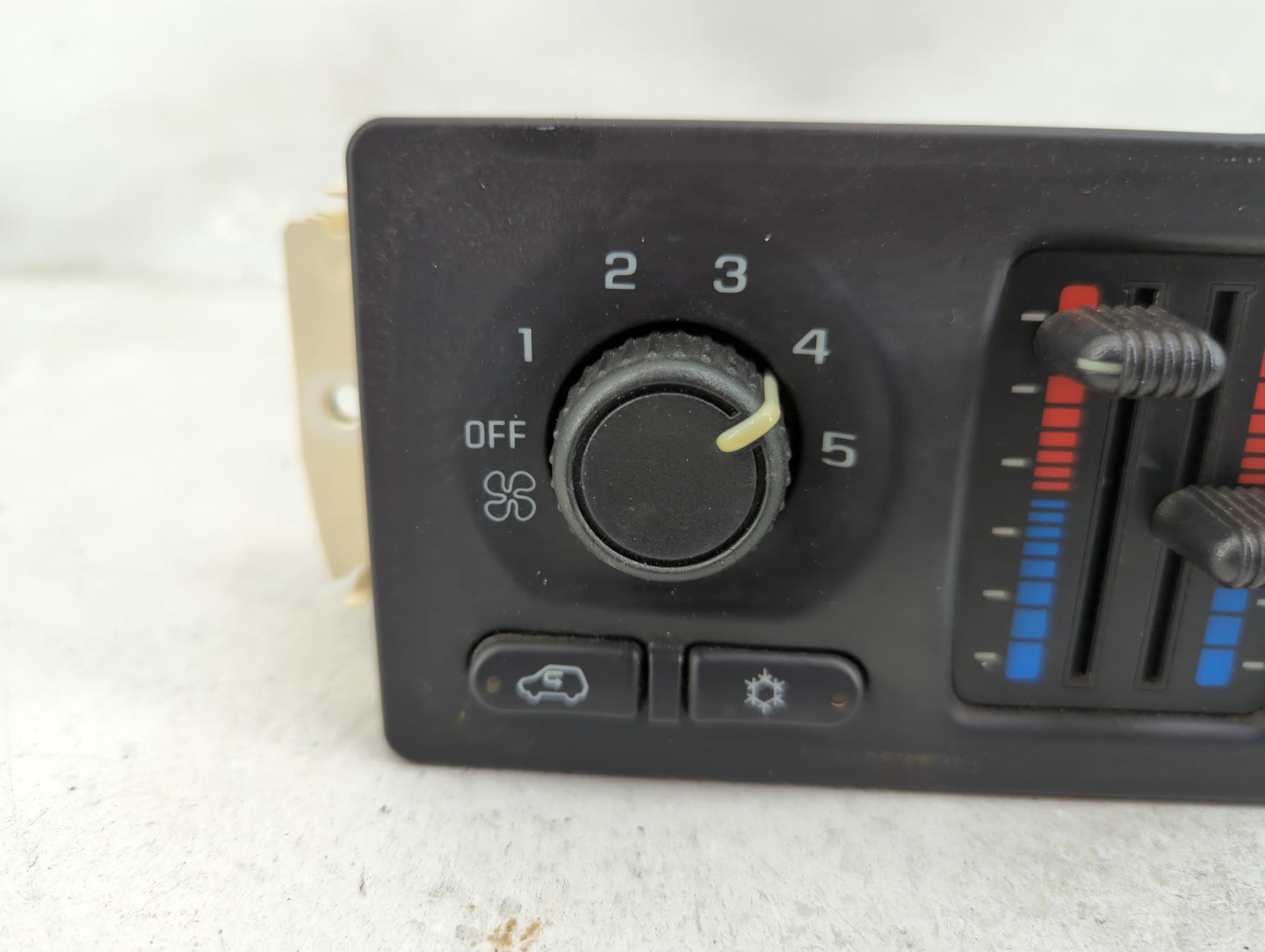 2003-2009 Gmc Envoy Climate Control Module Temperature AC/Heater Replacement Fits Fits 2003 2004 2005 2006 2007 2008 2009 OE
