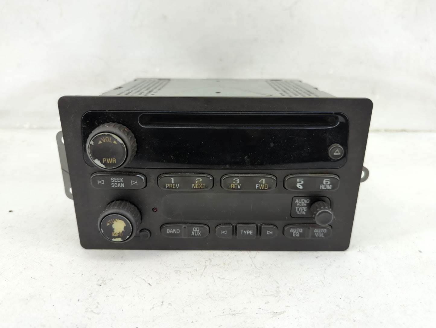 2005-2009 Gmc Envoy Radio AM FM Cd Player Receiver Replacement Fits Fits 2005 2006 2007 2008 2009 OEM Used Auto Parts - Oemu