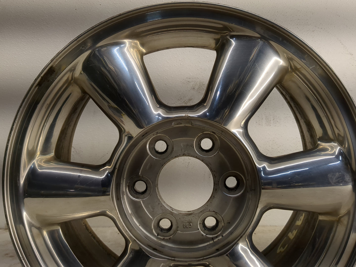 2002-2007 Gmc Envoy Oem Wheel Rim 1217883 - Oemusedautoparts1.com