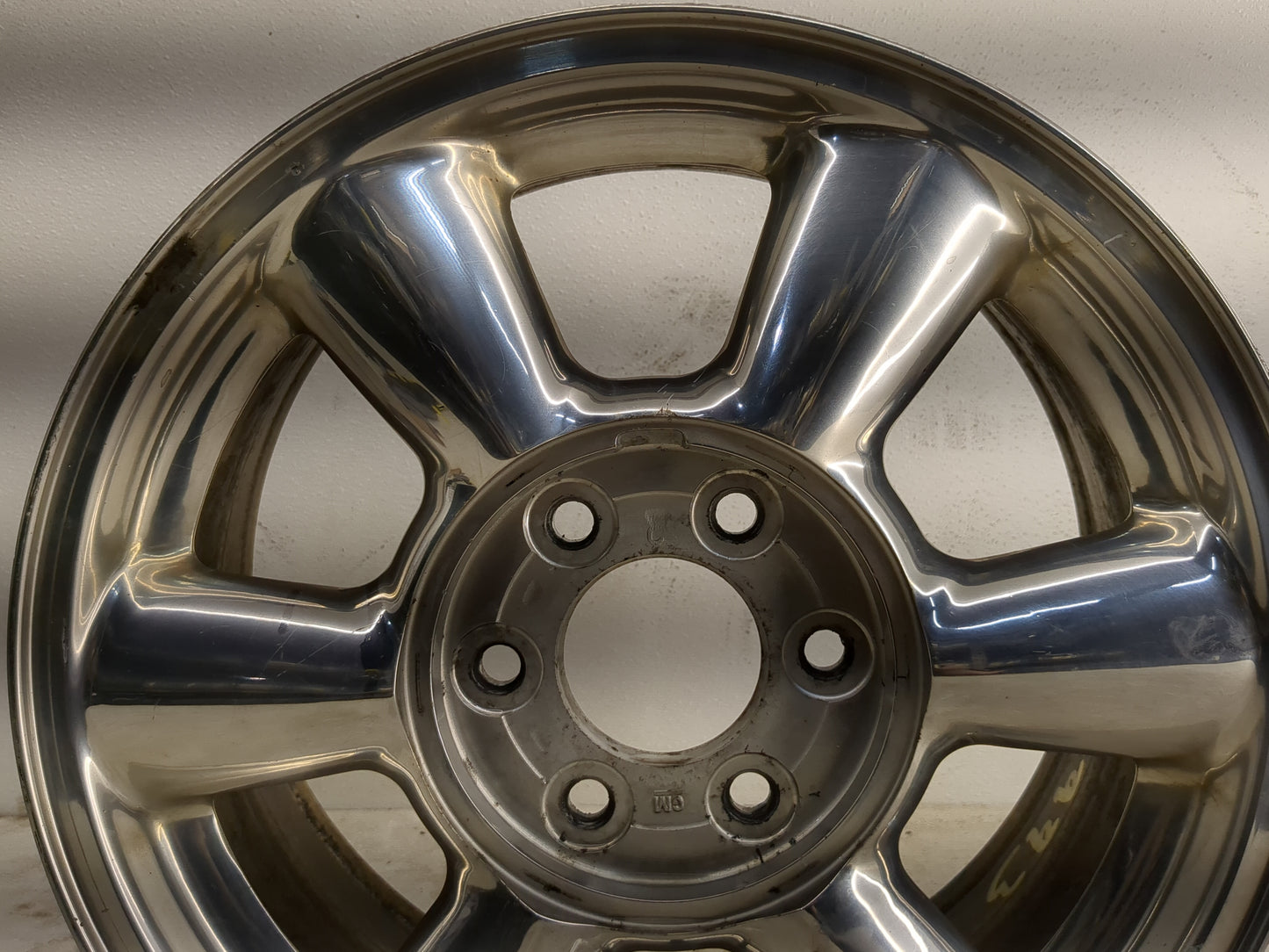2002-2007 Gmc Envoy Oem Wheel Rim 1217883 - Oemusedautoparts1.com