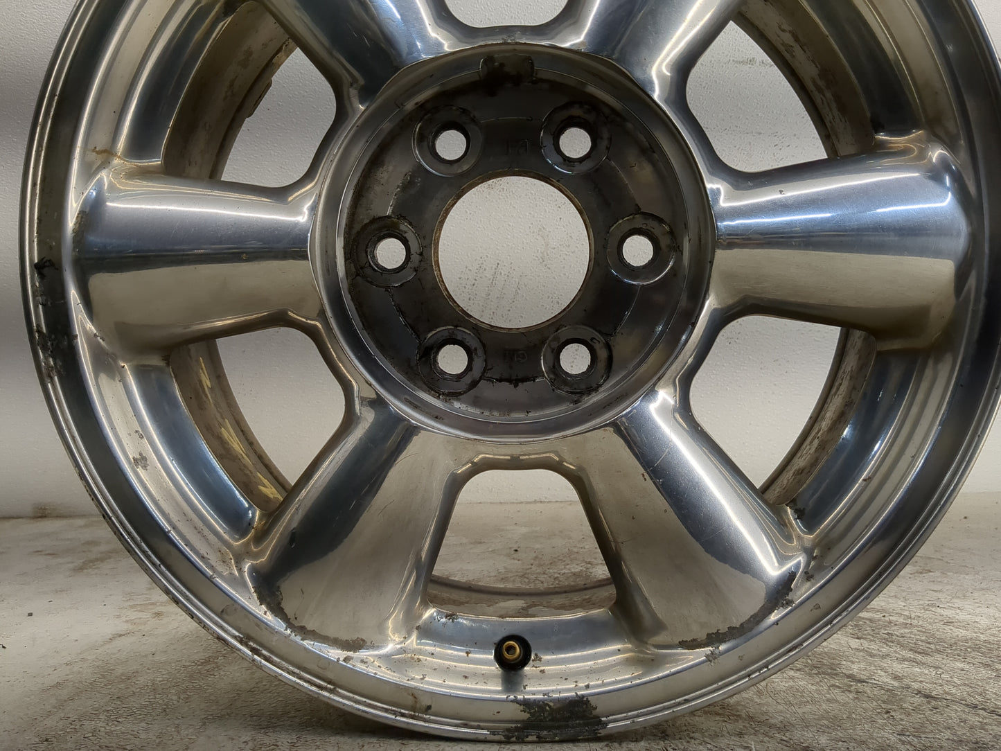 2002-2007 Gmc Envoy Oem Wheel Rim - Oemusedautoparts1.com