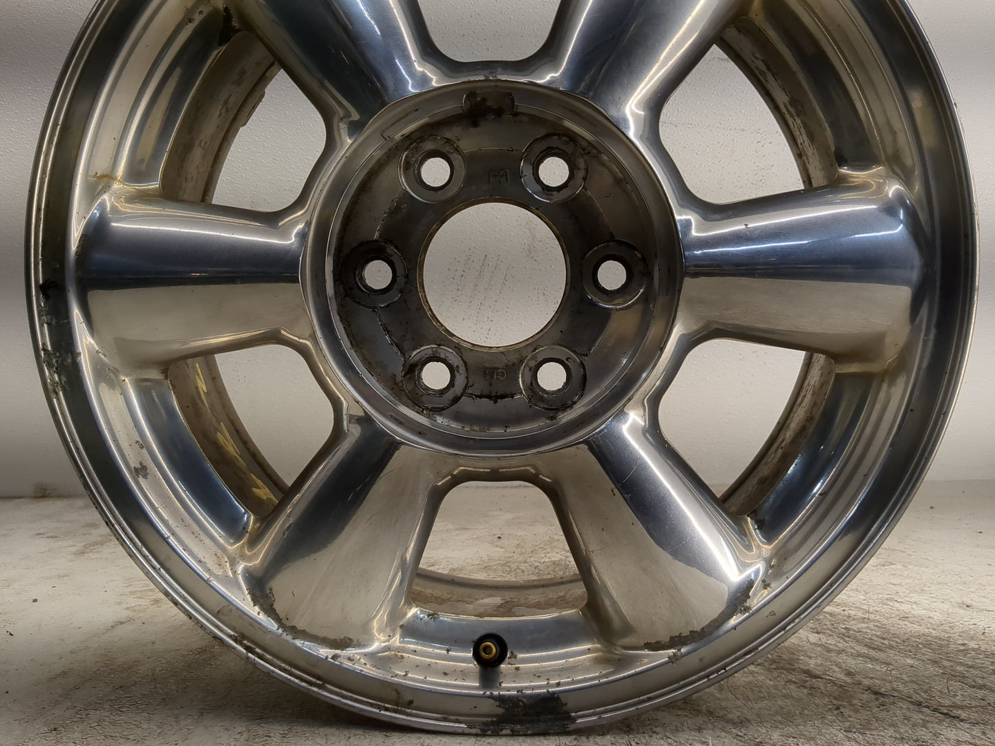 2002-2007 Gmc Envoy Oem Wheel Rim - Oemusedautoparts1.com