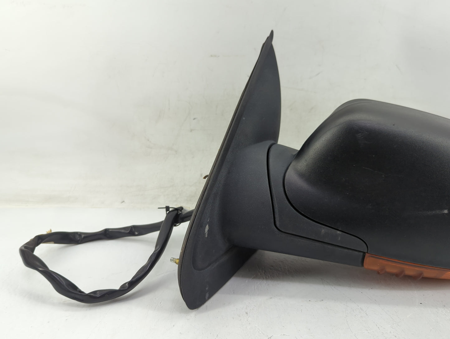 2002-2005 Gmc Envoy Driver Side View Mirror - Left Door Mirror OEM Used - Oemusedautoparts1.com
